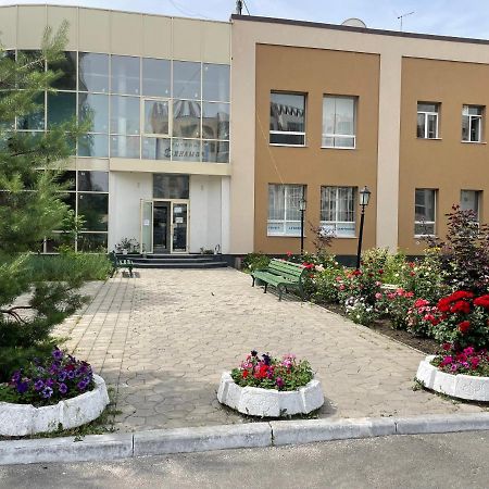 Dinamo Hotel Kharkiv Eksteriør billede