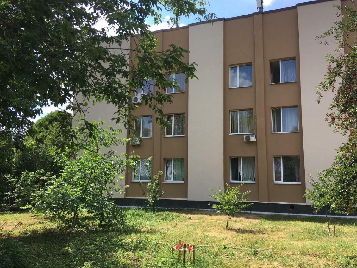 Dinamo Hotel Kharkiv Eksteriør billede